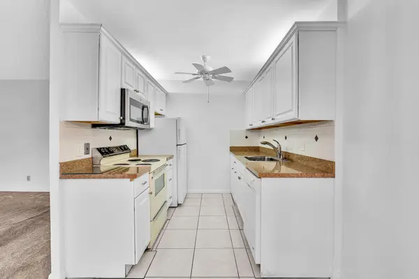 2066 Exeter D, Boca Raton, FL 33434