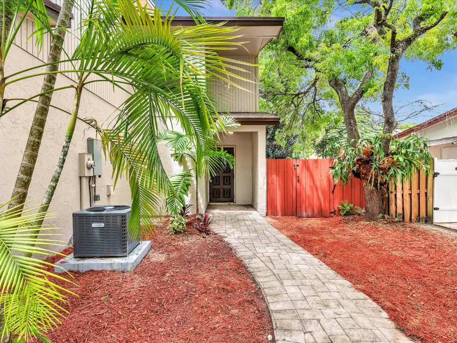 3841 Farragut Street, Hollywood, FL 33021 - #3