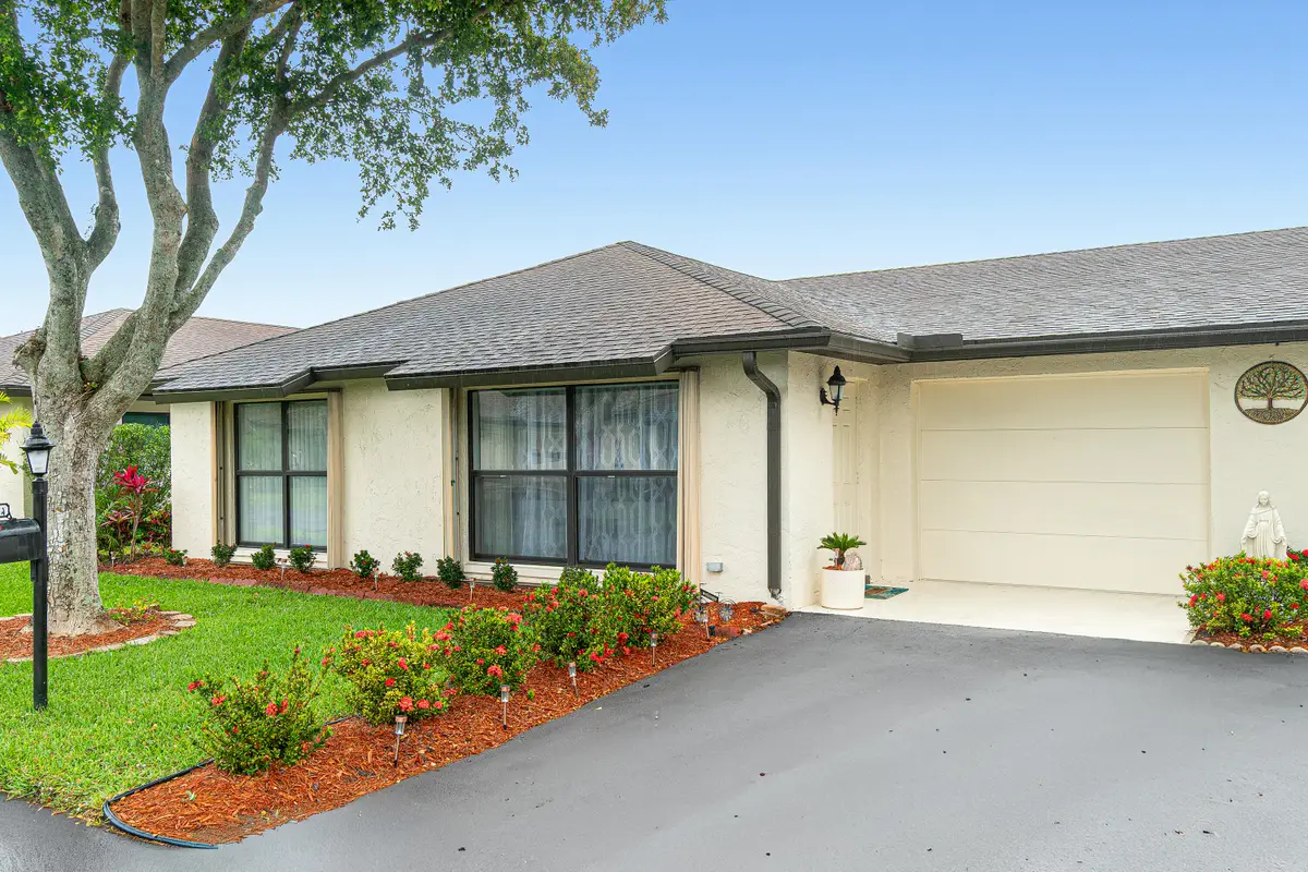 10127 Eaglewood Terrace #A, Boynton Beach, FL 33436 - #1