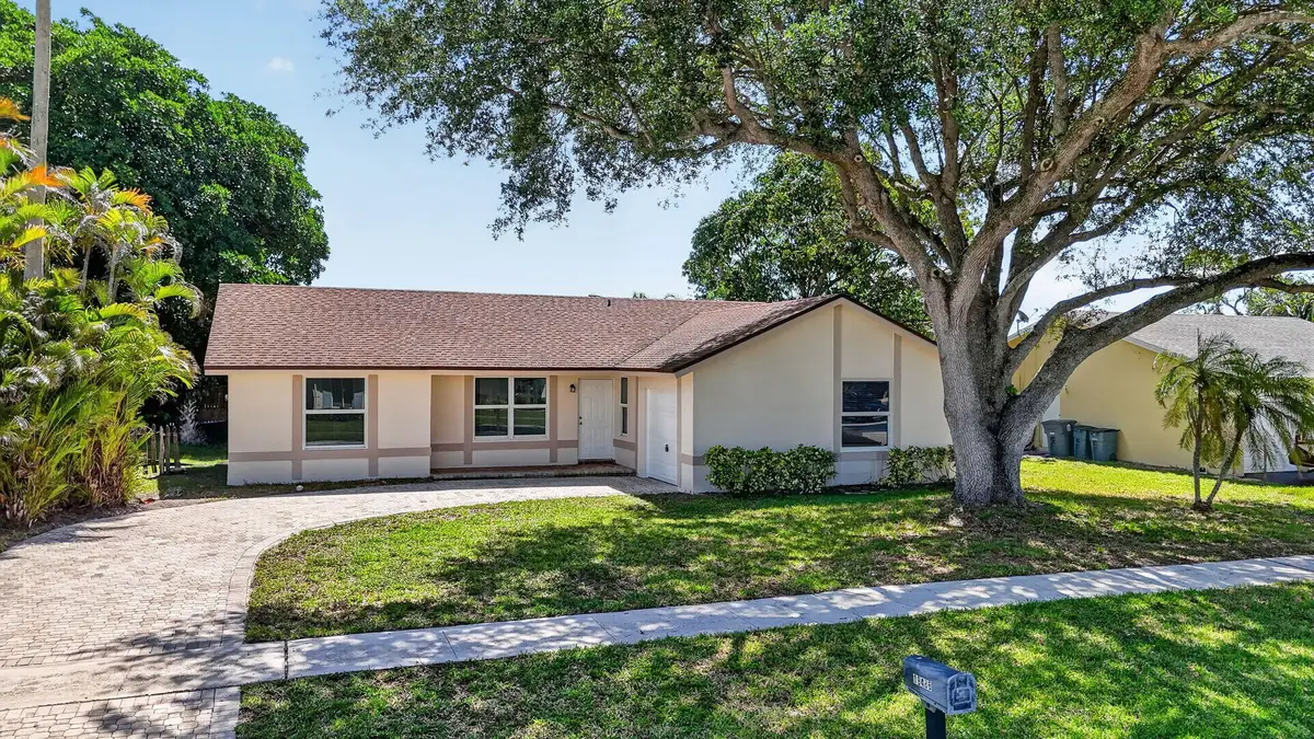 19486 Delaware Circle, Boca Raton, FL 33434 - #1