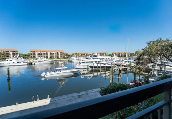 2501 Marina Isle Way #203, Jupiter, FL 33477