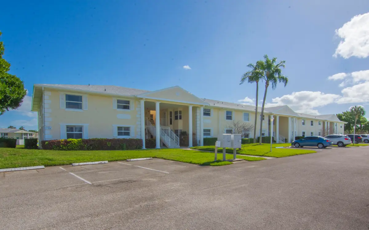 356 Grove Isle Circle, Vero Beach, FL 32962 - #1