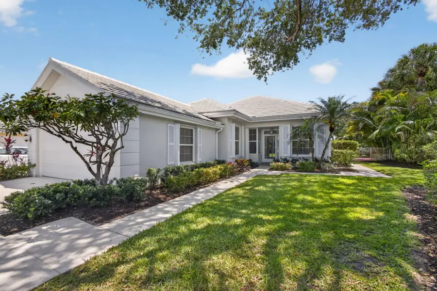 8773 Wakefield Drive, Palm Beach Gardens, FL 33410 - #2