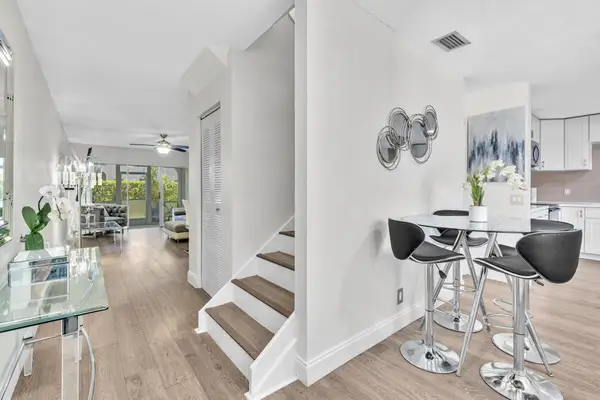 6663 Via Regina, Boca Raton, FL 33433