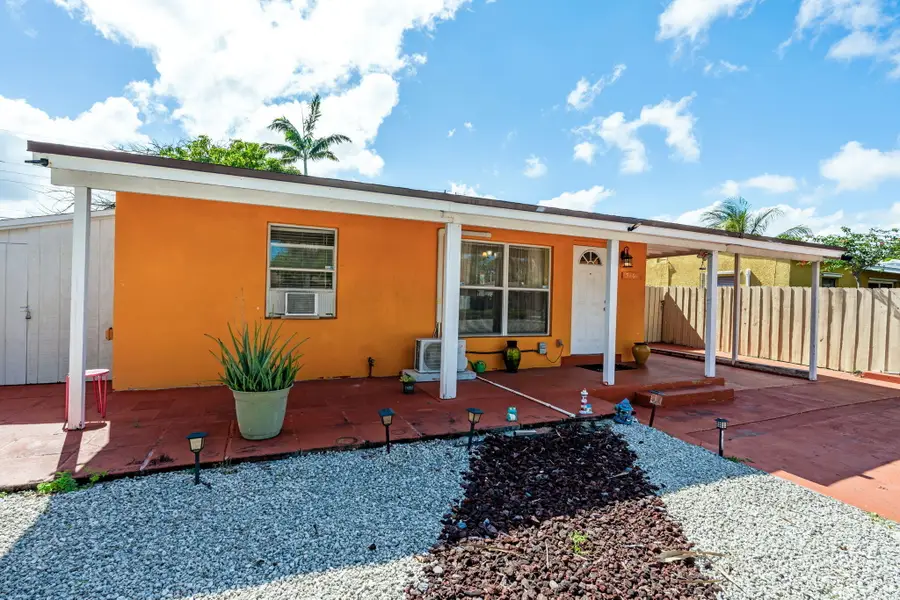 5161 N Andrews Avenue, Fort Lauderdale, FL 33309 - #3