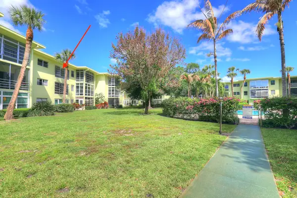 1100 Ponce De Leon Circle #305, Vero Beach, FL 32960