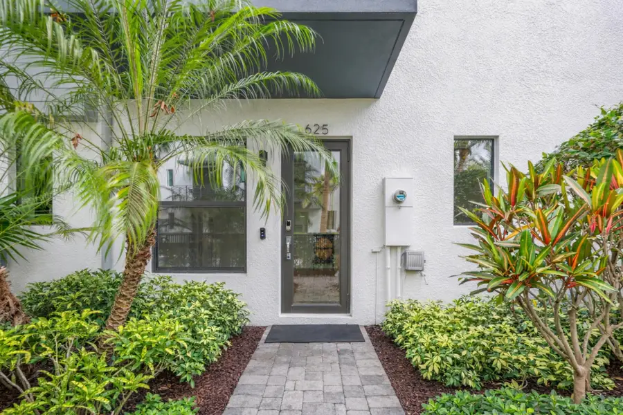 625 NE 22nd Drive, Wilton Manors, FL 33305 - #2