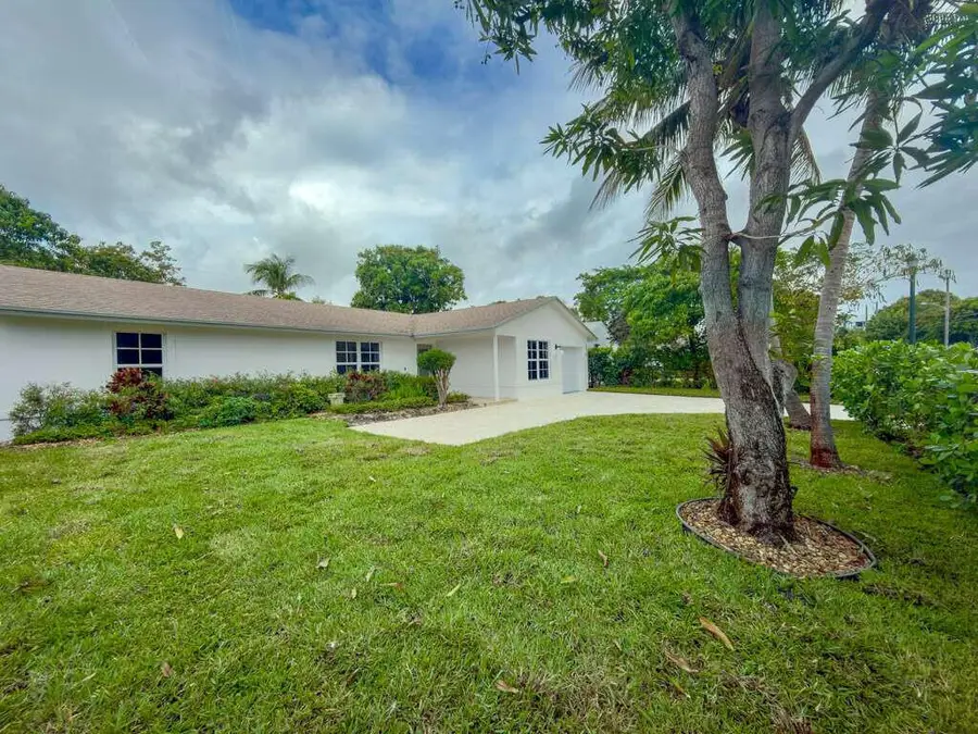 236 SE 3rd Avenue, Delray Beach, FL 33483 - #2