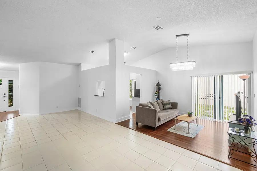 14 Ripley Way, Boynton Beach, FL 33426 - #3