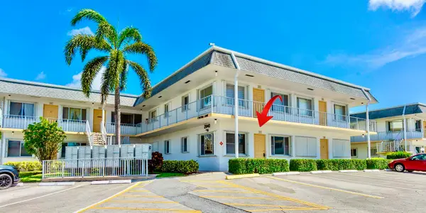 2840 Cynthia Lane #101, Lake Worth Beach, FL 33461