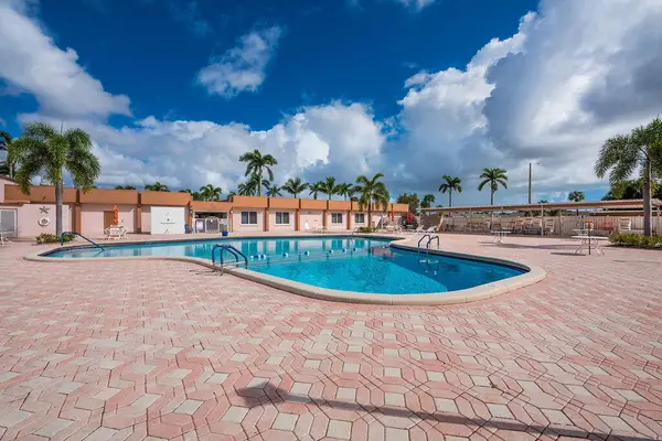 2739 Dudley Drive W #C, West Palm Beach, FL 33415