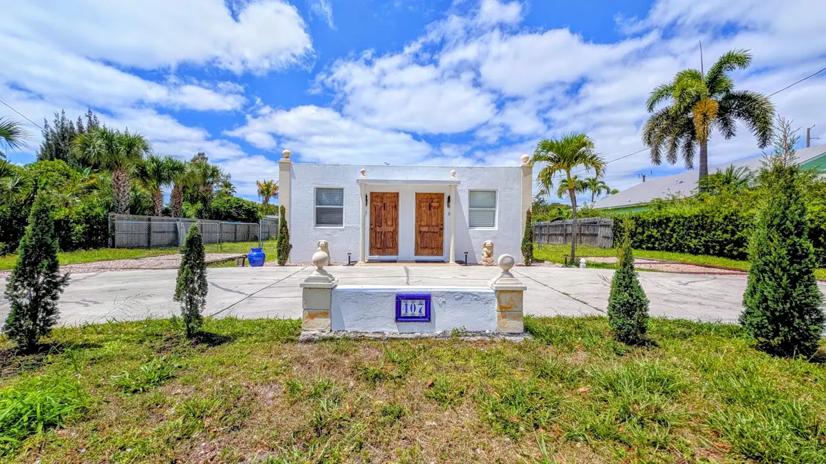 407 NW 7th Street, Boynton Beach, FL 33426 - #1
