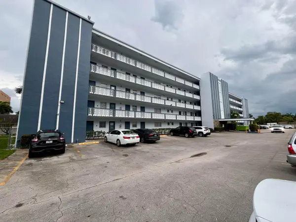 232 NE 12th Avenue #501, Hallandale Beach, FL 33009