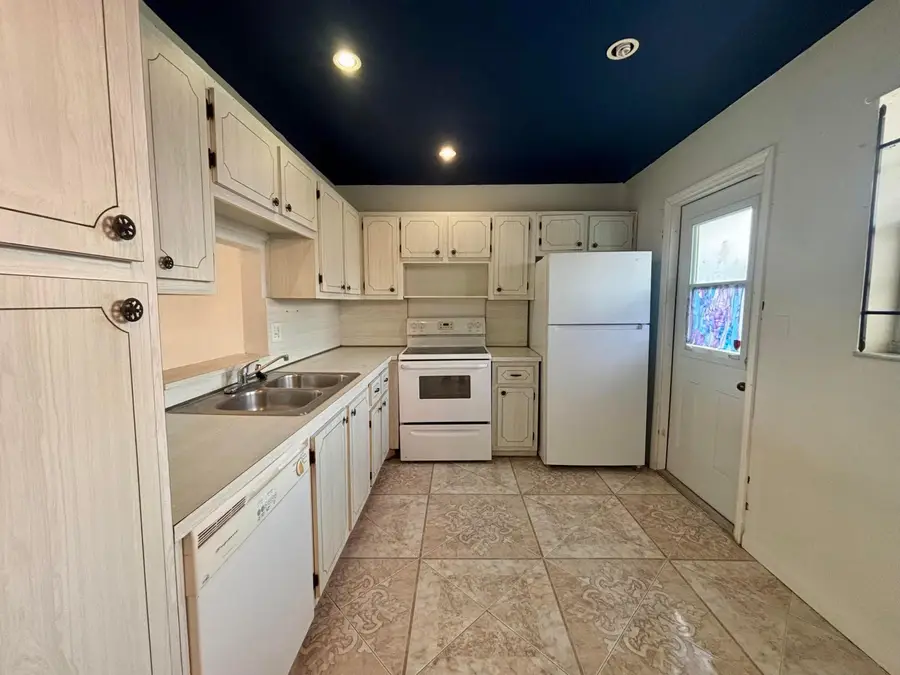 232 NE 12th Avenue #501, Hallandale Beach, FL 33009 - #3