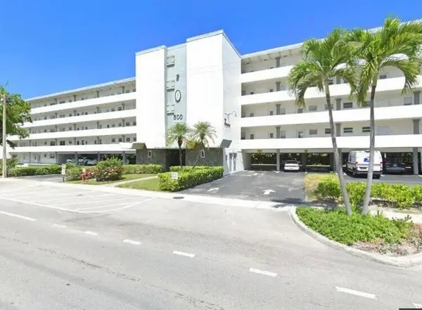 500 NE 14th Avenue Ne #404, Hallandale Beach, FL 33009