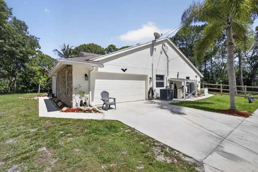 15590 N 77th Place N, The Acreage, FL 33470 - #2