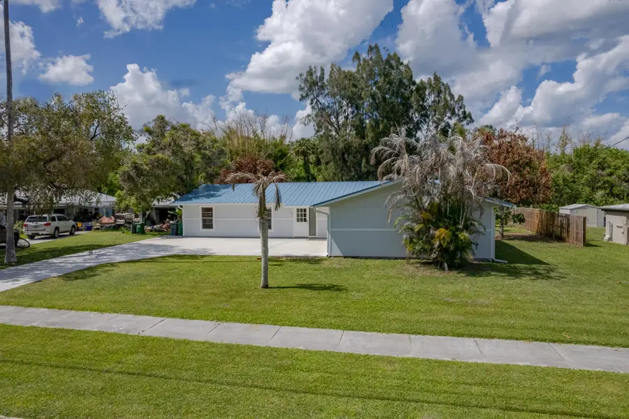 320 Chamberlain Boulevard, Fort Pierce, FL 34946 - #3