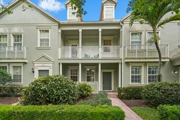 174 W Thatch Palm Circle, Jupiter, FL 33458