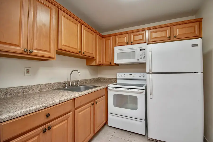 197 Andover H, West Palm Beach, FL 33417 - #3