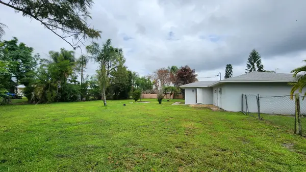 461 SW Buxton Avenue, Port St Lucie, FL 34983
