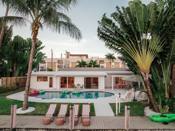 3057 NE 16th Avenue, Oakland Park, FL 33334