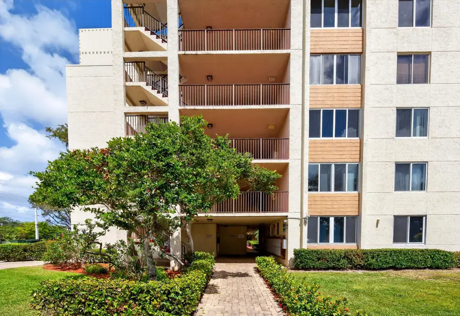 3223 Riverside Drive #C-406, Coral Springs, FL 33065 - #3