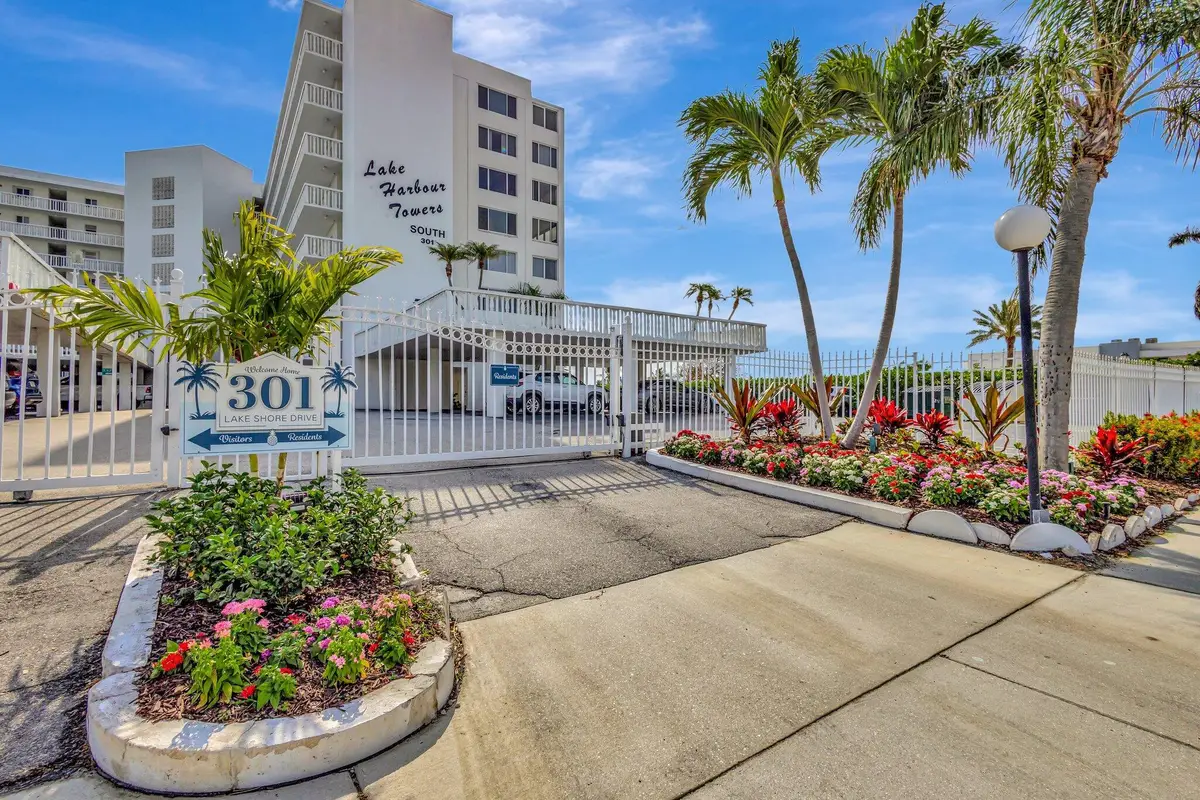 301 Lake Shore Drive, Lake Park, FL 33403 - #1