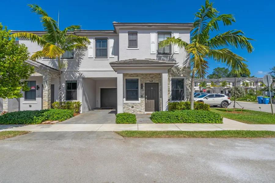 524 SW 19th Way, Fort Lauderdale, FL 33312 - #2