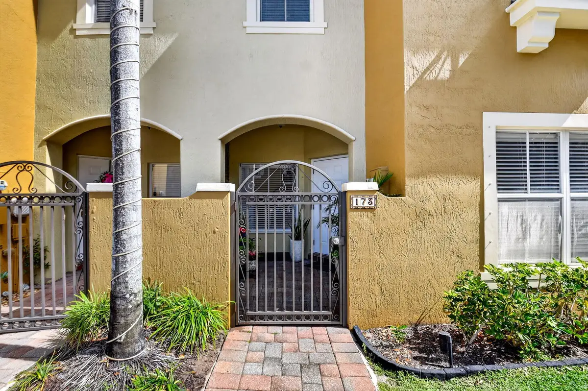 173 Lake Monterey Circle, Boynton Beach, FL 33426 - #1