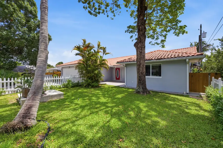 2816 SW 17th Street, Fort Lauderdale, FL 33312 - #2