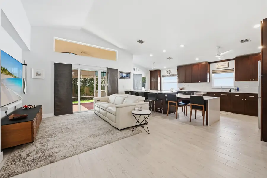 8856 Thames River Drive, Boca Raton, FL 33433 - #3