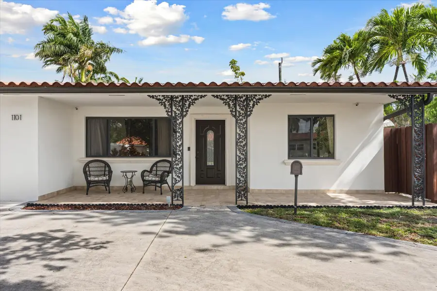 1101 NE 4th Court, Hallandale Beach, FL 33009 - #2