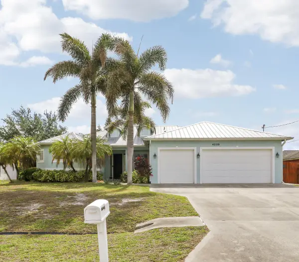 4225 SW Ragen Street, Port St Lucie, FL 34953