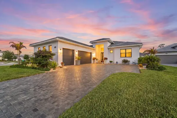 2044 SE Mosaic Boulevard, Port St Lucie, FL 34984