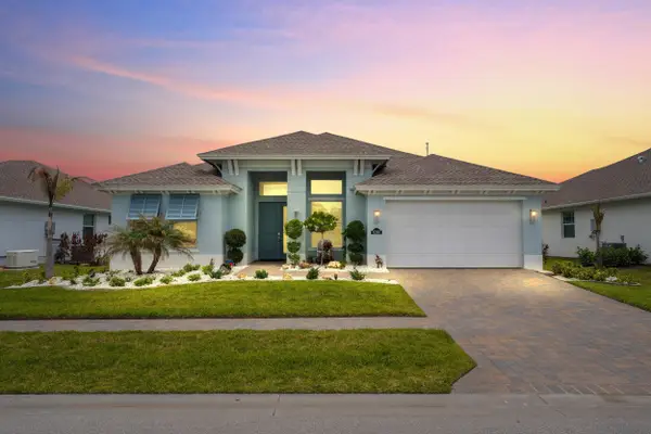 6390 High Pointe West Way, Vero Beach, FL 32967