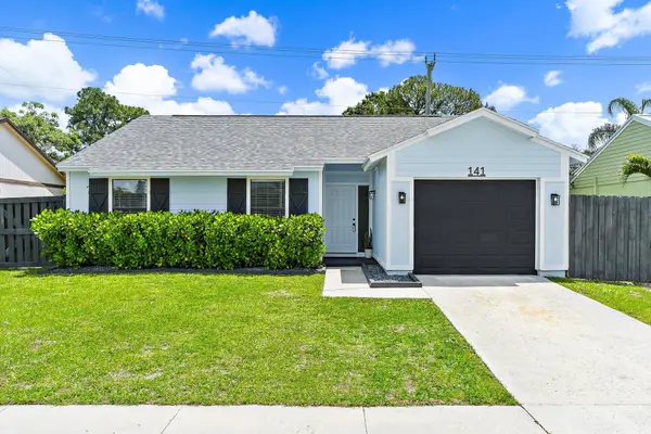 141 Rosewood Circle, Jupiter, FL 33458