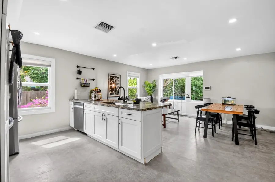 702 Forest Hill Boulevard, West Palm Beach, FL 33405 - #2