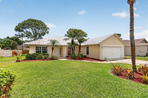 2534 SW Grotto Circle, Port St Lucie, FL 34953