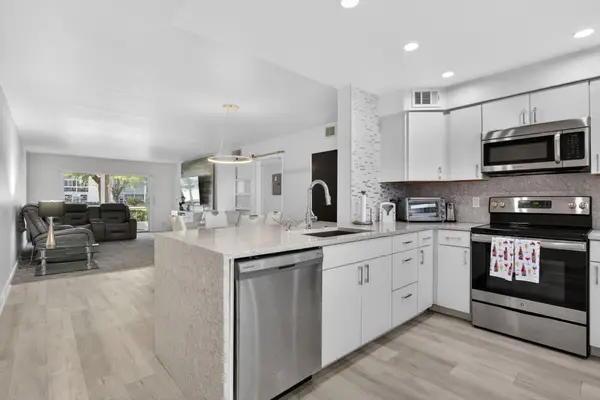 3201 Portofino Point #F1, Coconut Creek, FL 33066