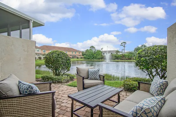 638 SW Glen Crest Way, Stuart, FL 34997