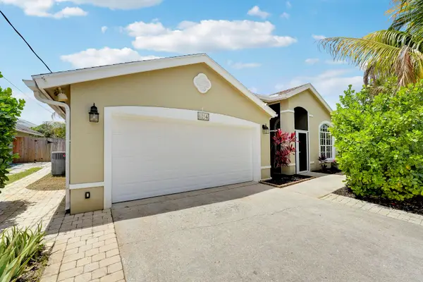 6334 Barbara Street, Jupiter, FL 33458