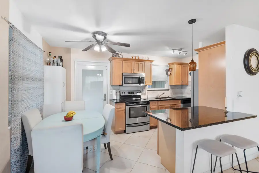 111 NE 57th Street, Oakland Park, FL 33334 - #3