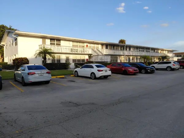 134 Northampton #G, West Palm Beach, FL 33417