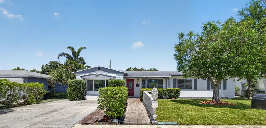 1762 N 15th Ave Avenue N, Lake Worth Beach, FL 33460 - #2