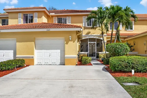 1009 Arezzo Circle, Boynton Beach, FL 33436
