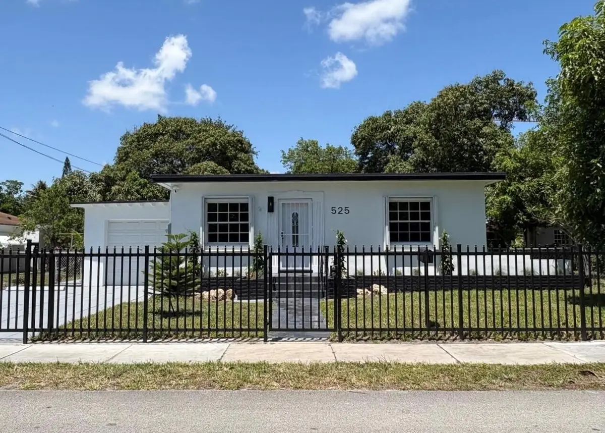 525 NE 126th Street, North Miami, FL 33161 - #1