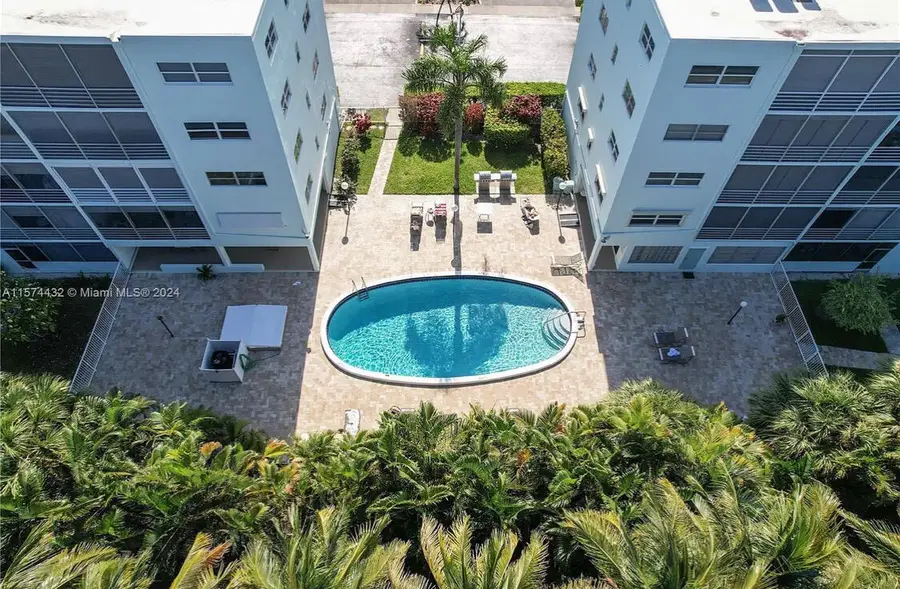 700 NE 14th Avenue Ne #404, Hallandale Beach, FL 33009 - #2