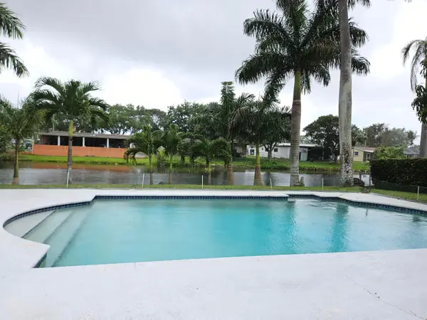 8954 SW 52nd Court, Cooper City, FL 33328