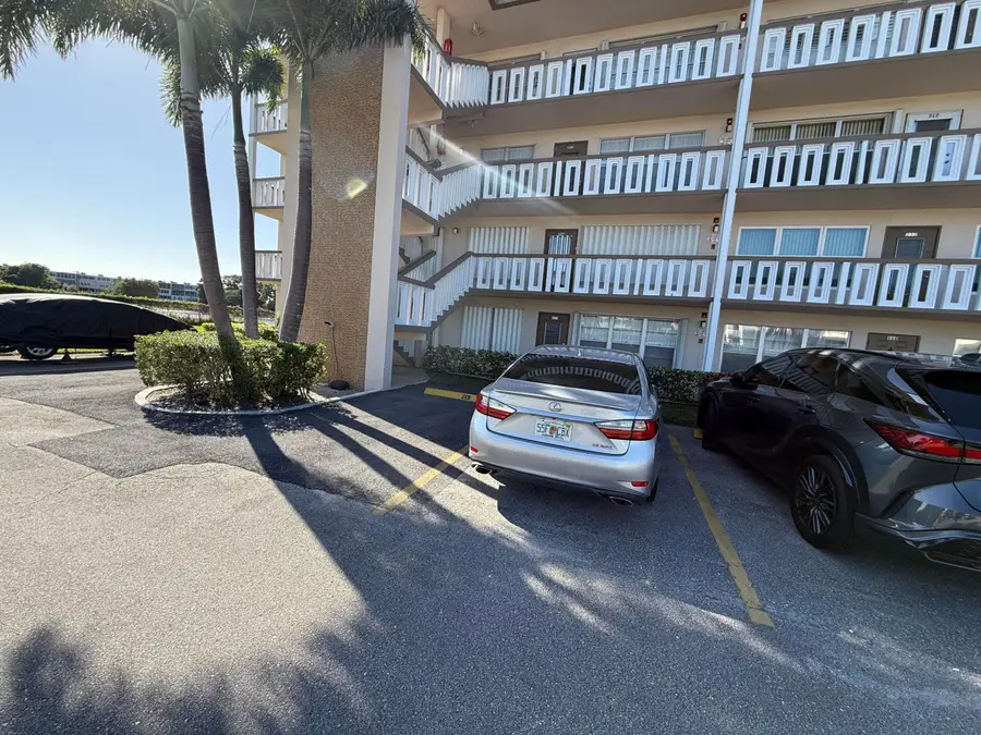313 Greenbrier B, West Palm Beach, FL 33417 - #2
