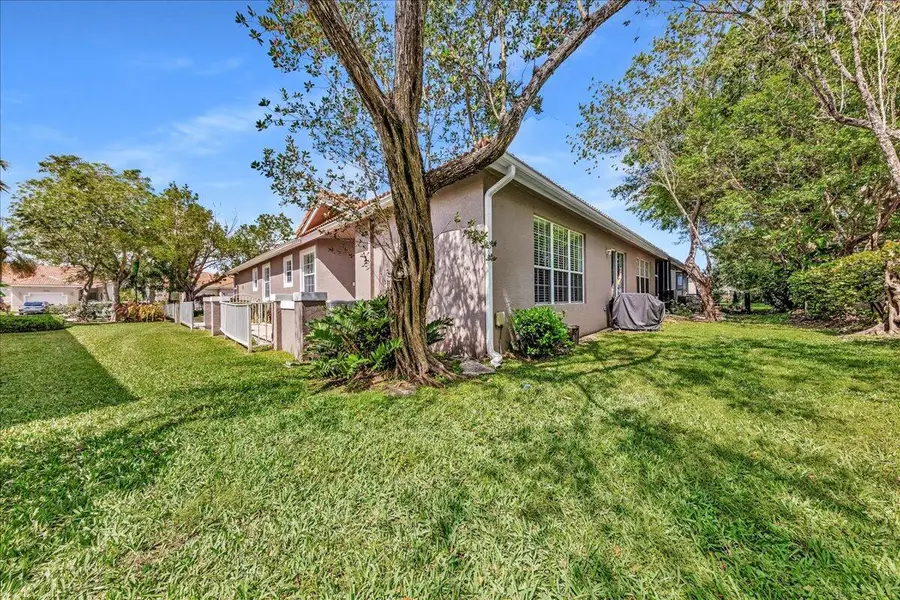 7600 S Aragon Boulevard #3, Sunrise, FL 33322 - #2